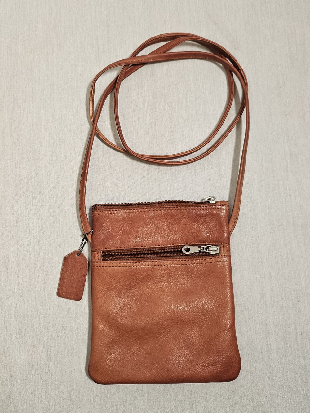 Paul and Taylor Women's Small Brown Leather Purse